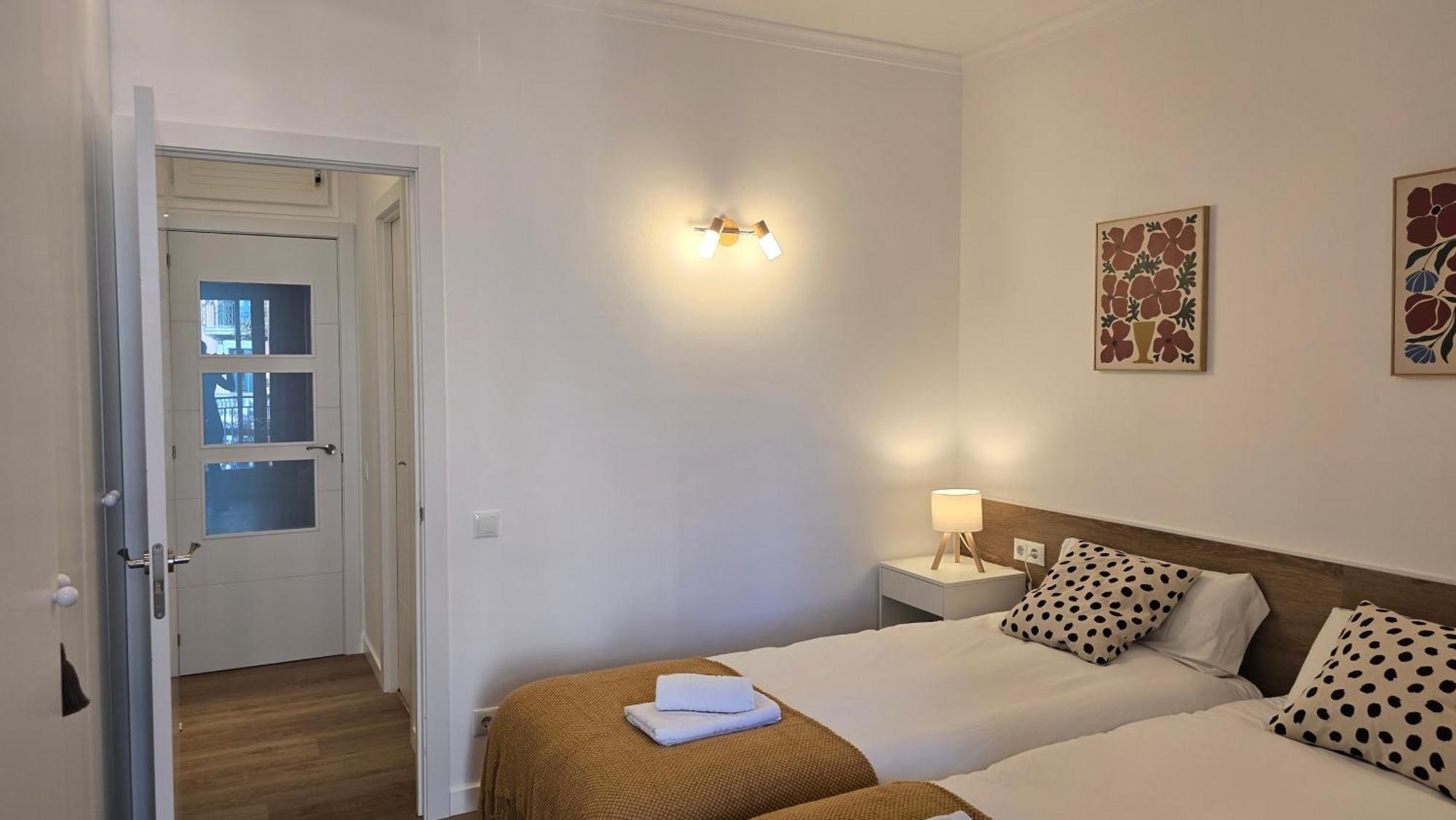 Opening Doors Monumental Apartment Barcelona Exterior photo